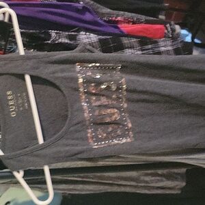 Guess tank